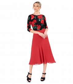 Elegant outfit with veil midi skirt and elastic jersey blouse with flowers