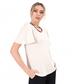 Elegant elastic jersey blouse with wide sleeves