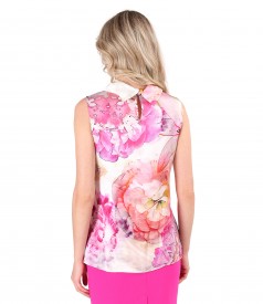 Elegant viscose blouse printed with floral motifs