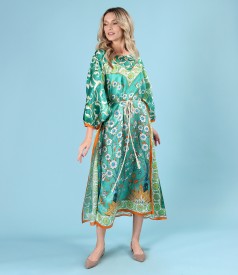 Kaftan dress in fine natural silk with a drawstring at the waist