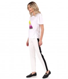 Ankle pants with a stripe on the side and elastic with crystals at the waist