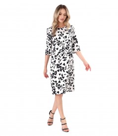 Elegant viscose dress printed with floral motifs