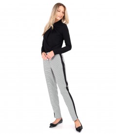 Pants made of elastic fabric with viscose