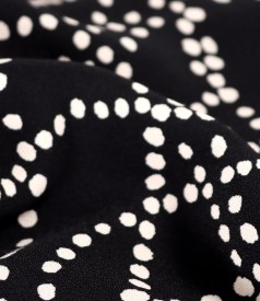 Viscose blouse printed with geometric motifs and pearls at the neckline