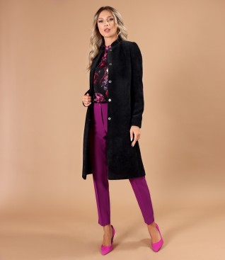 Elegant outfit with jacket made of curls and ankle pants