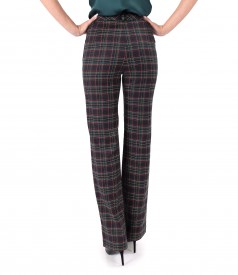 Straight pants made of checkered viscose fabric