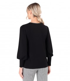 Elastic jersey blouse with long  sleeves and cuffs