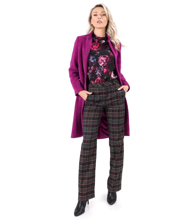 Elegant outfit with checkered pants and loops jacket