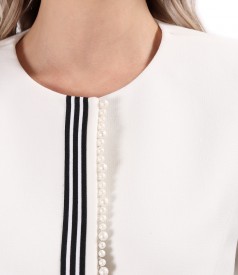 Elegant jacket with decorative pearls on the front