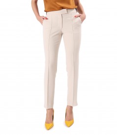 Ankle pants made of elastic fabric