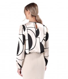 Elegant viscose satin blouse printed with geometric motifs