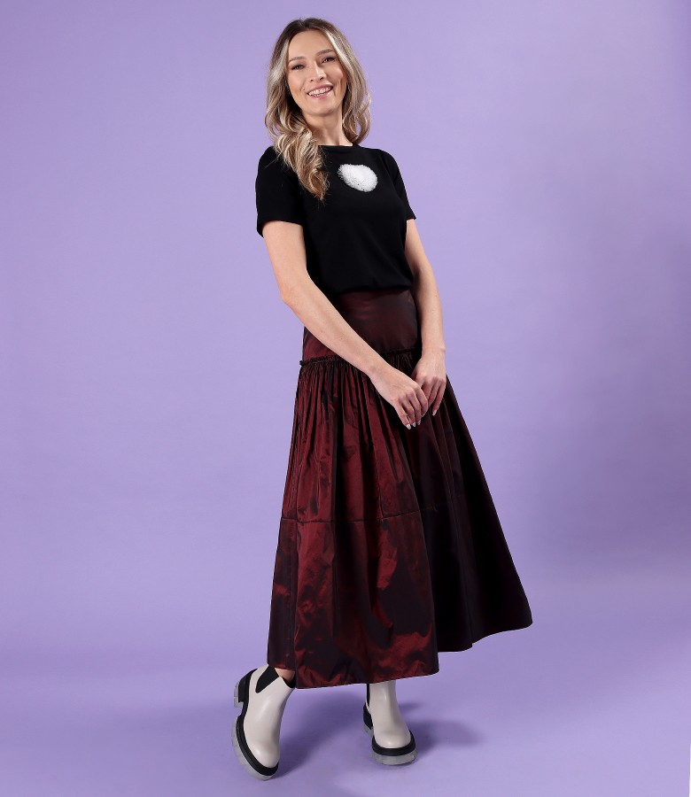 Taffeta midi skirt with elastic jersey blouse with decorative tulle heart