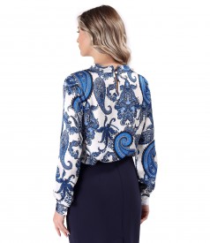 Viscose blouse printed with paisley motifs