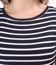 Short-sleeved blouse made of elastic jersey with stripes