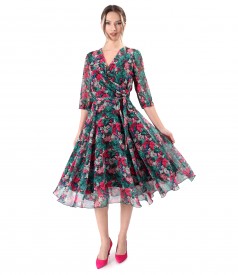 Elegant veil dress printed with floral motifs