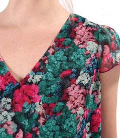 Veil blouse printed with floral motifs