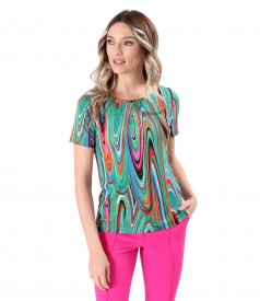 Elastic jersey blouse printed with geometric motifs