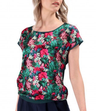 Blouse with front made of natural silk printed with floral motifs