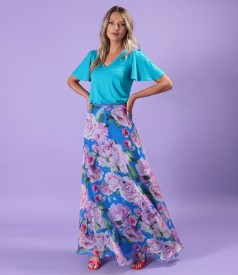 Elegant elastic jersey blouse with wide sleeves