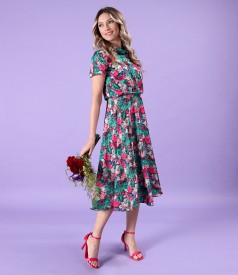 Satin midi dress printed with floral motifs