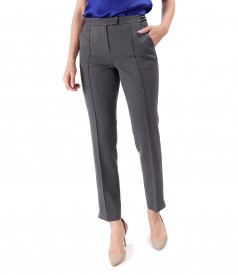 Ankle pants made of elastic fabric