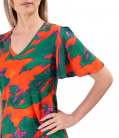 Elegant elastic jersey blouse with wide sleeves