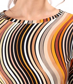 Elastic jersey blouse printed with geometric motifs