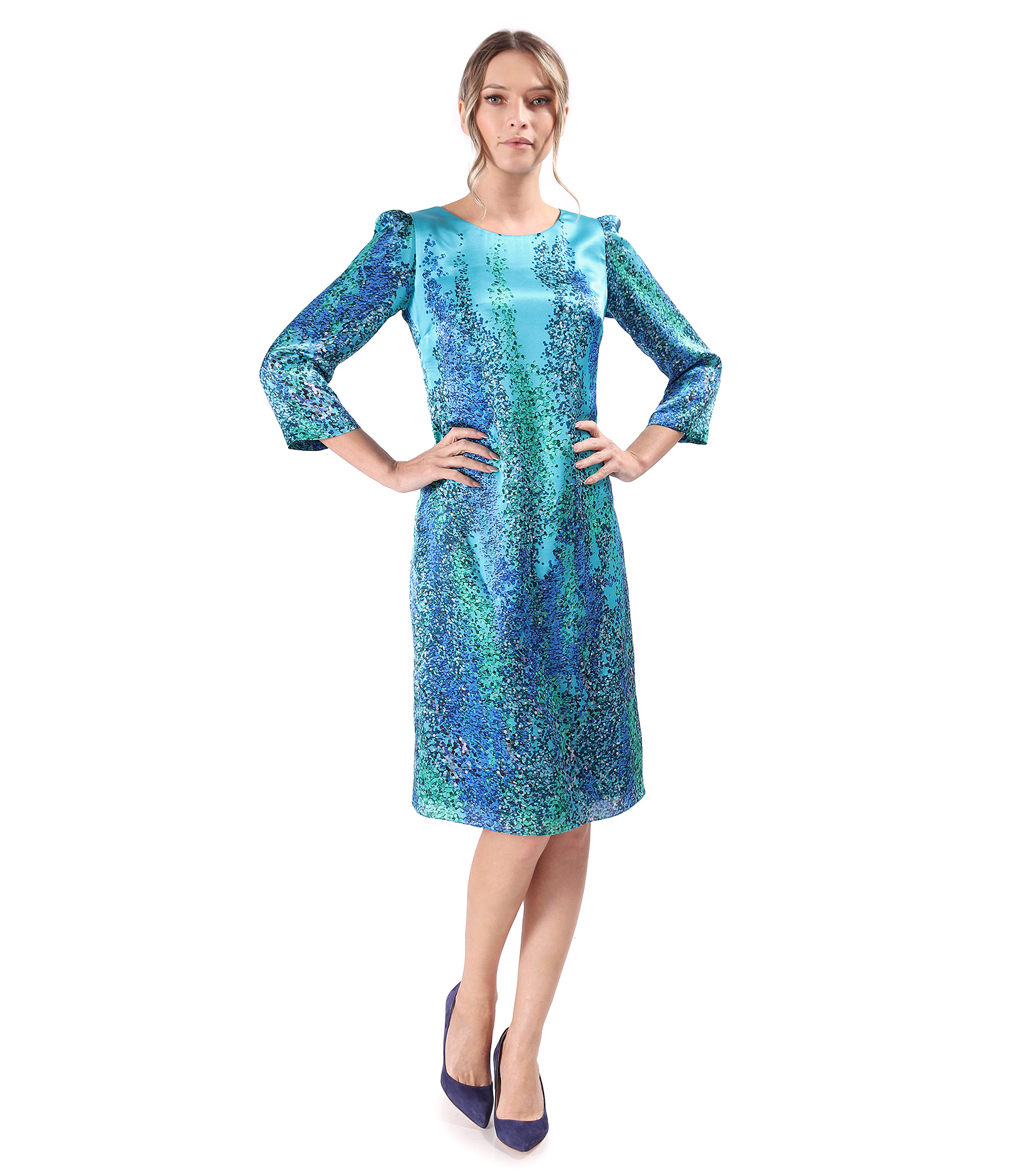 Loose-fitting natural silk dress printed with geometric motifs