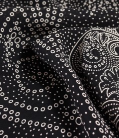 Elegant midi dress made of viscose printed with floral motifs