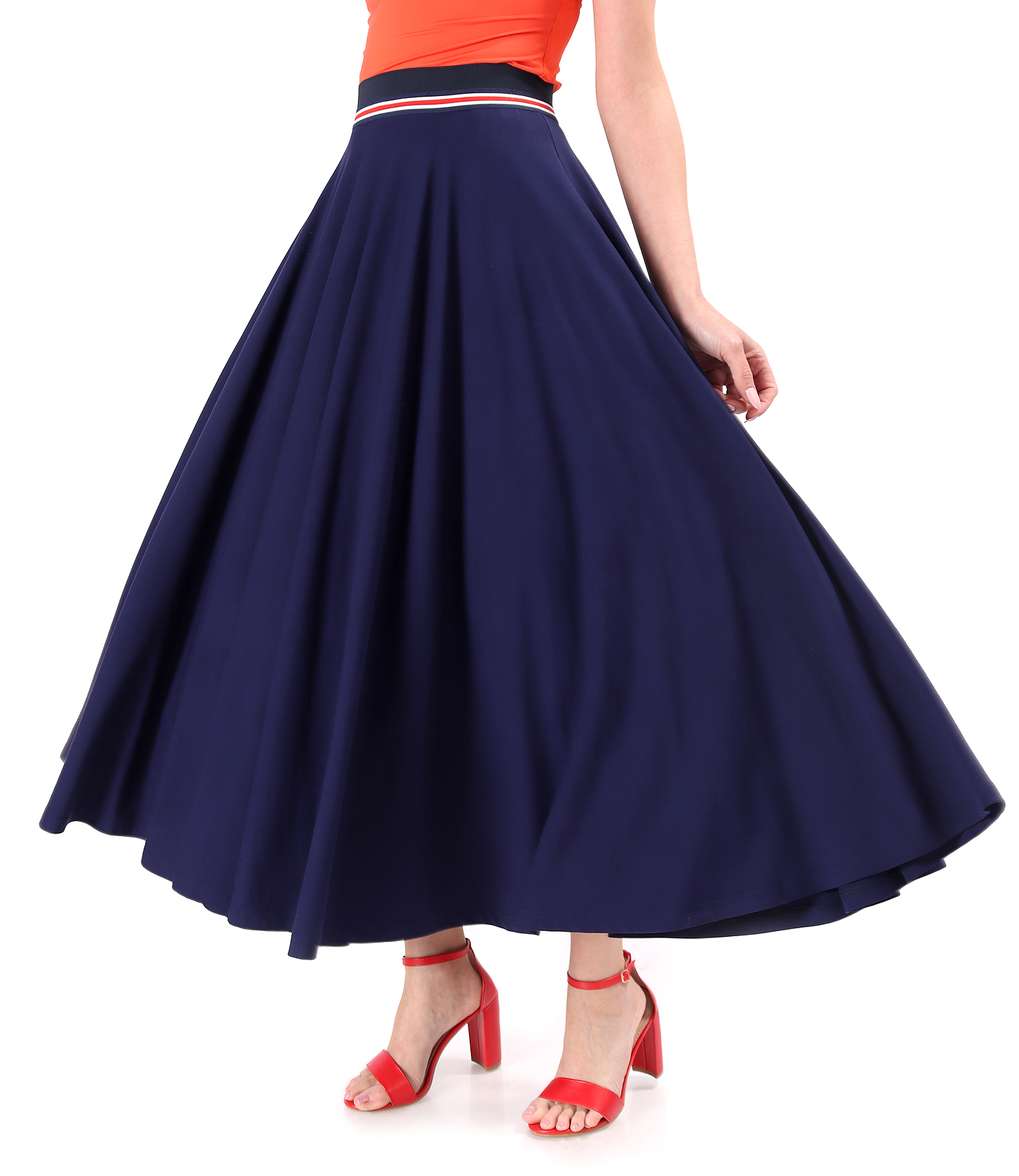 Long skirt made of elastic viscose jersey