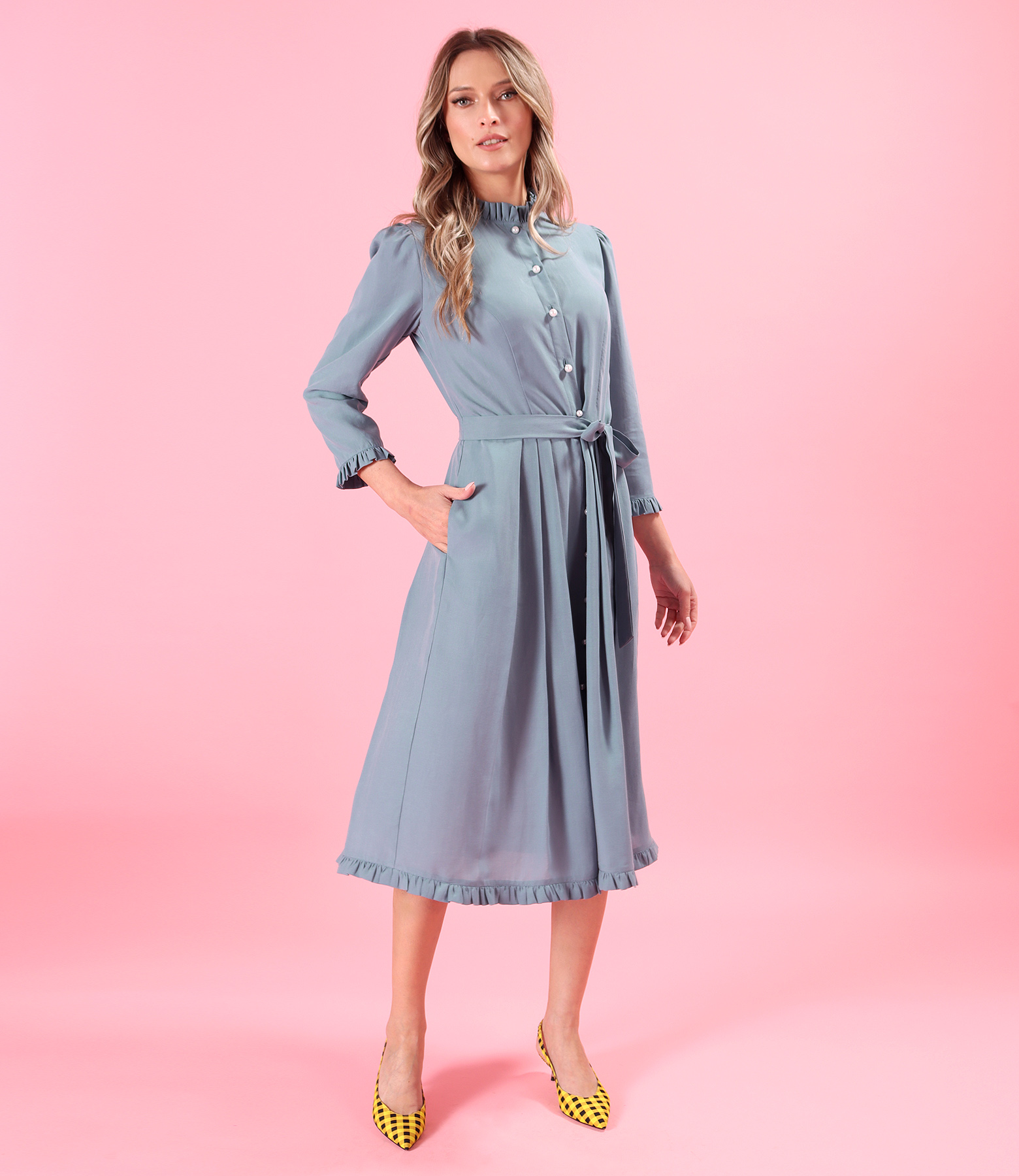 Elegant viscose shirt dress