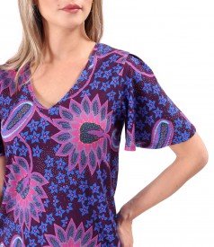 Elegant elastic jersey blouse with wide sleeves
