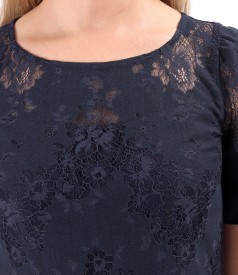 Elegant cotton lace dress with floral motifs