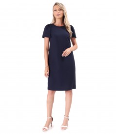 Elegant dress with short wide sleeves