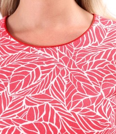 Casual dress with linen printed with floral motifs