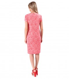 Casual dress with linen printed with floral motifs