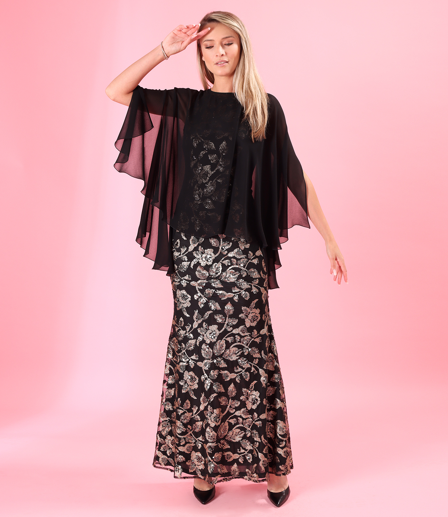 Elegant veil cape
