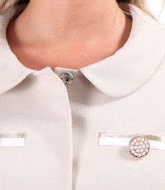 Elegant jacket with decorative buttons