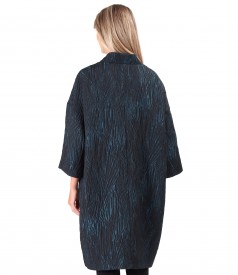 Oversize jacket with 3/4 sleeves made of versatile brocade