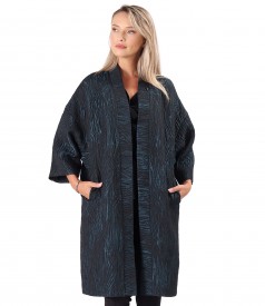 Oversize jacket with 3/4 sleeves made of versatile brocade