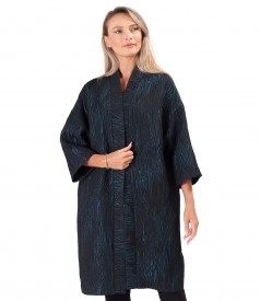 Oversize jacket with 3/4 sleeves made of versatile brocade