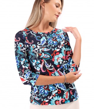 Elastic jersey blouse printed with floral motifs