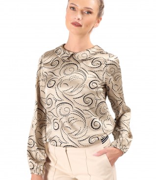 Elegant blouse made of printed satin viscose
