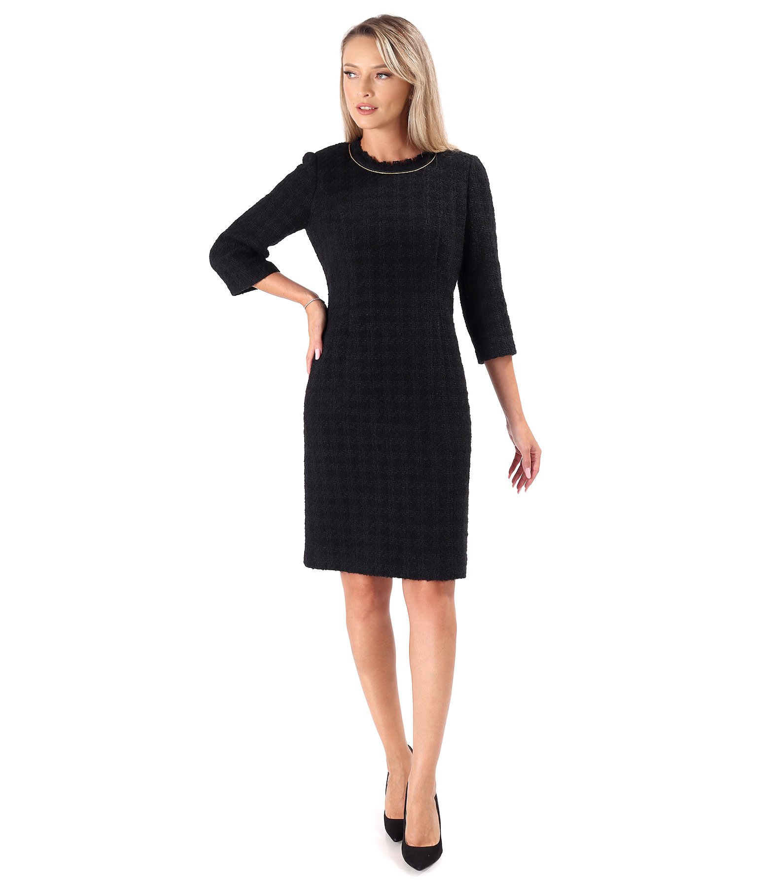 Elegant dress made of virgin wool and alpaca