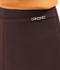 Short flared skirt made of elastic fabric with viscose