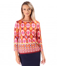 Elastic jersey blouse printed with geometric motifs