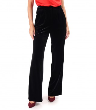 Wide pants made of black elastic velvet