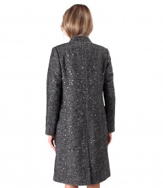 Elegant coat made of fabric with sequins