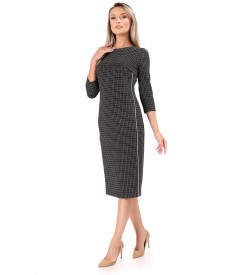 Elegant dress made of thick elastic jersey