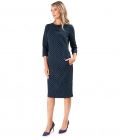 Elegant dress made of thick elastic jersey